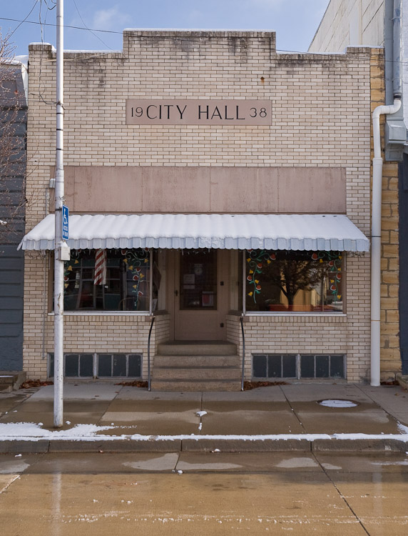 Storefront IV